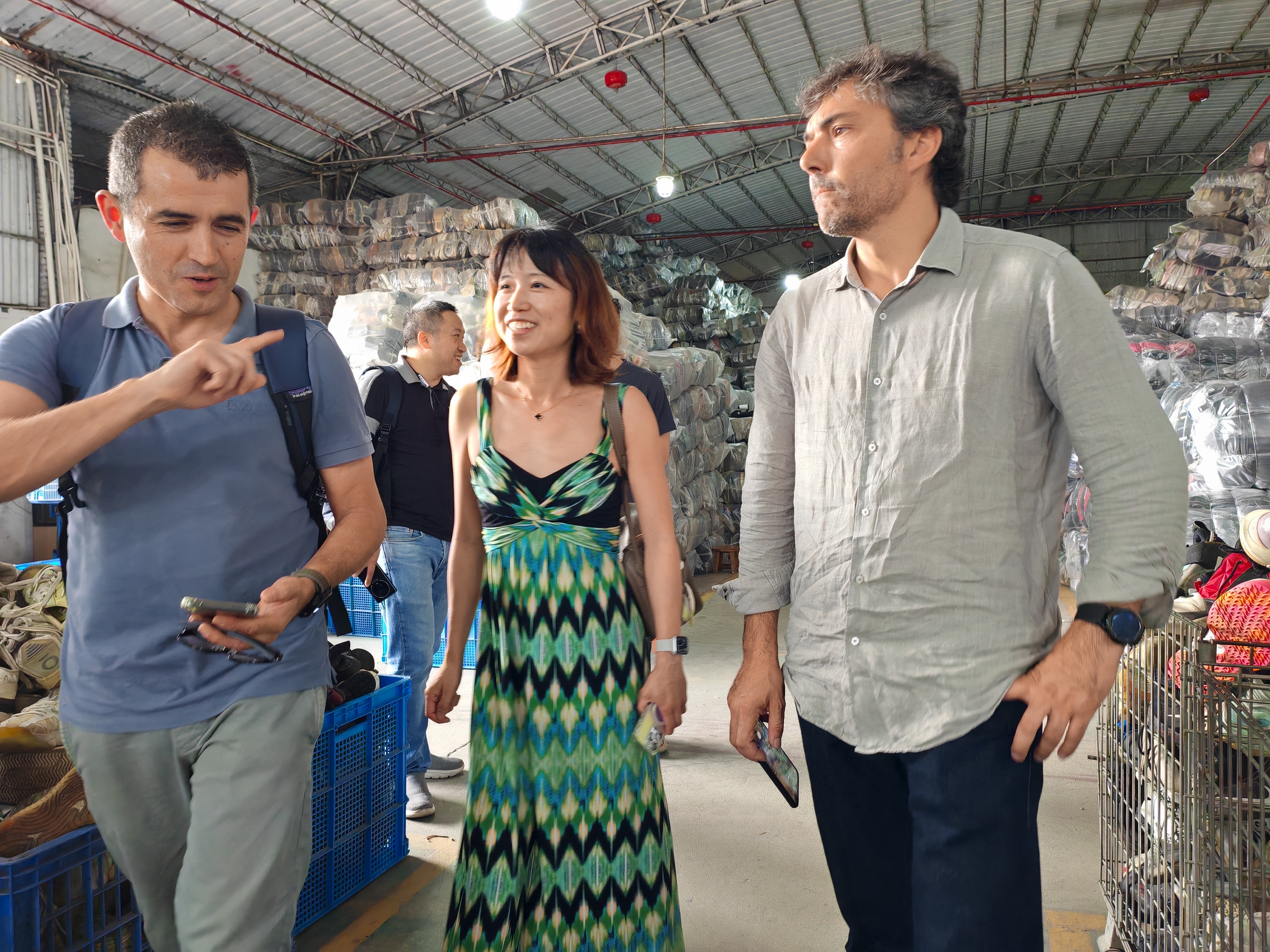 Nelly Liu hosting Inditex Zara team at Weavive facility